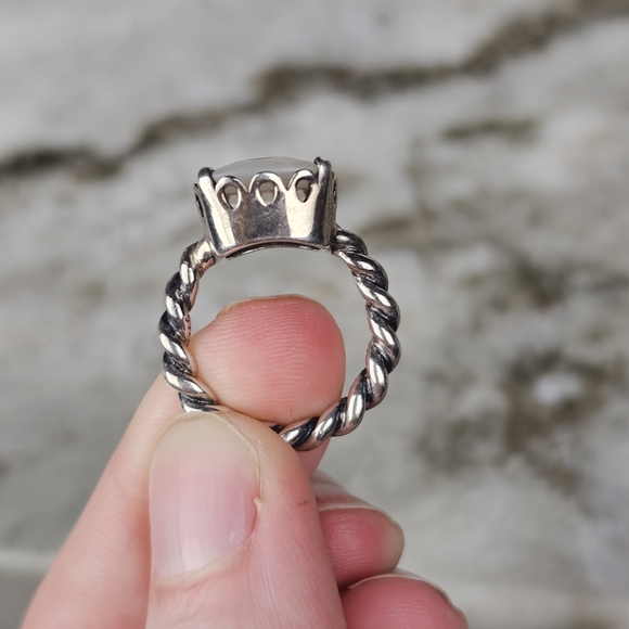 PANDORA Retired Serenity Mother of Pearl Ring - Picture 9 of 9